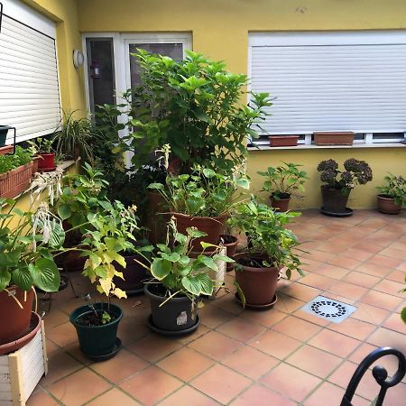 Hostal Escartin Sabinanigo Luaran gambar