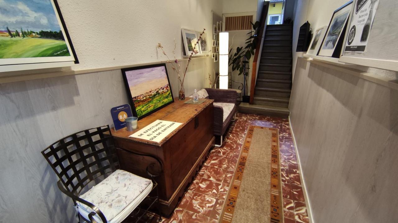 Hostal Escartin Sabinanigo Luaran gambar