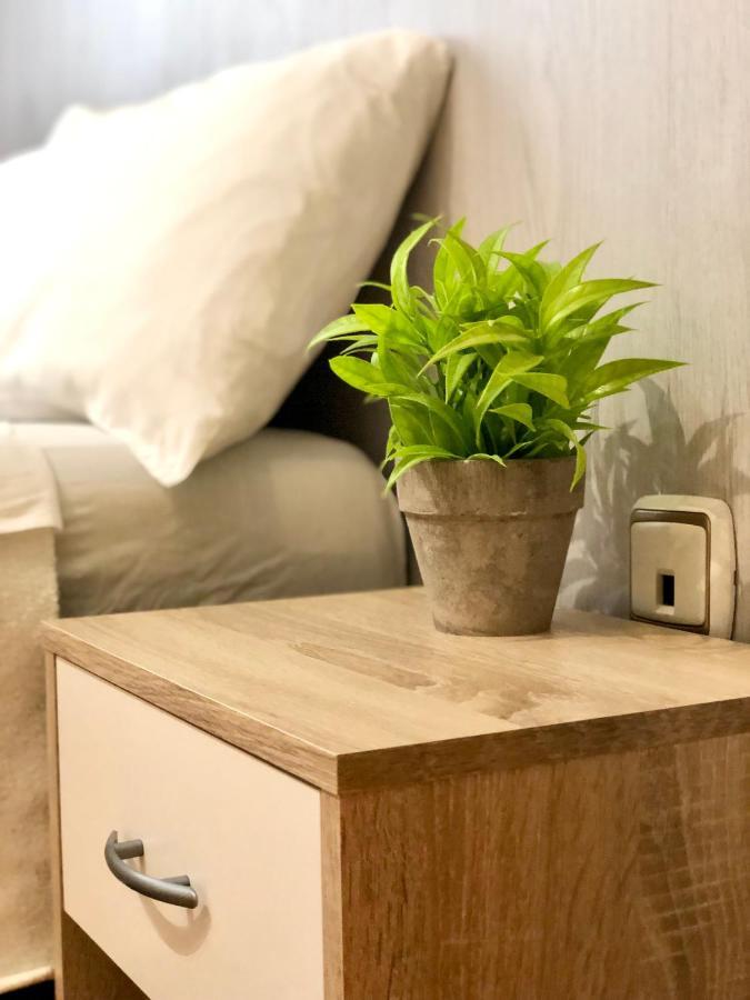 Hostal Escartin Sabinanigo Luaran gambar