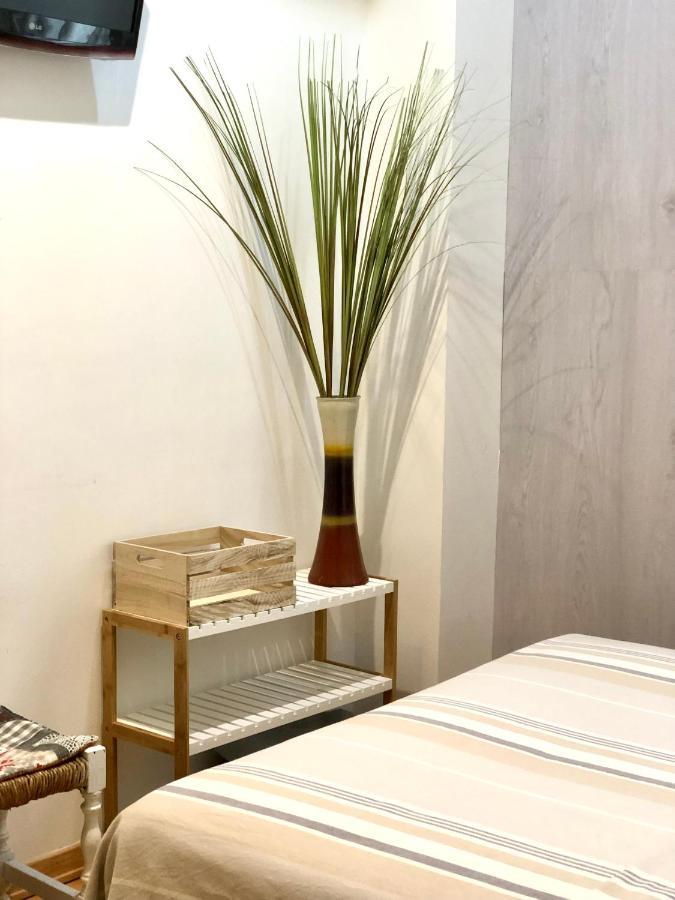 Hostal Escartin Sabinanigo Luaran gambar